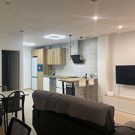 Planta Baja Moderna Y Nueva A Estrenar En El Centro Ciudad 2 Habitaciones Y 2 Banos Elche Eksteriør billede