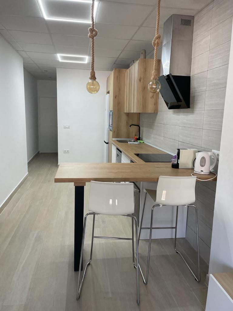 Planta Baja Moderna Y Nueva A Estrenar En El Centro Ciudad 2 Habitaciones Y 2 Banos Elche Eksteriør billede